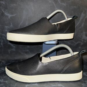 Ecco Gillian Slip On Fashion Loafer Pointed Flats Black Leather Womens Size 9